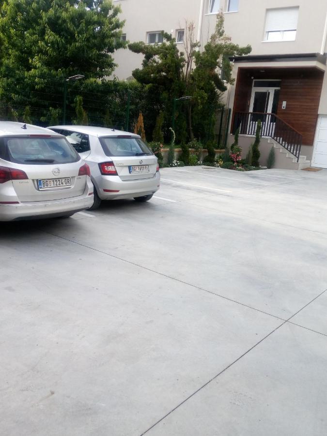 Apartman "Noa" Sremska Mitrovica Exterior foto